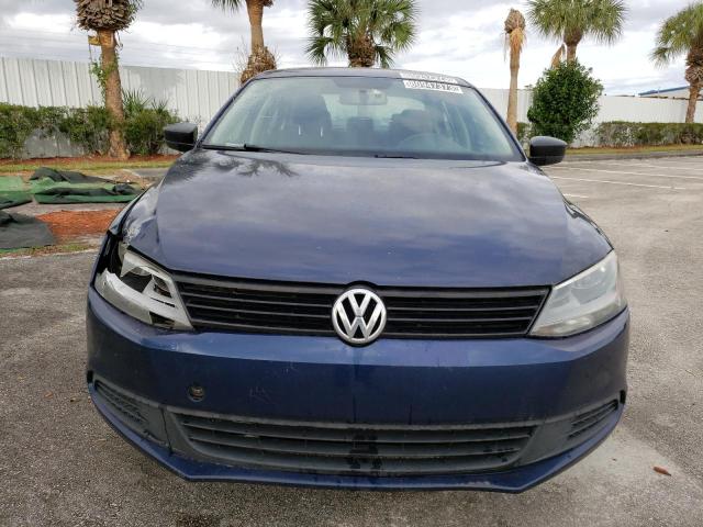 3VW2K7AJ5EM326400 - 2014 VOLKSWAGEN JETTA BASE BLUE photo 5