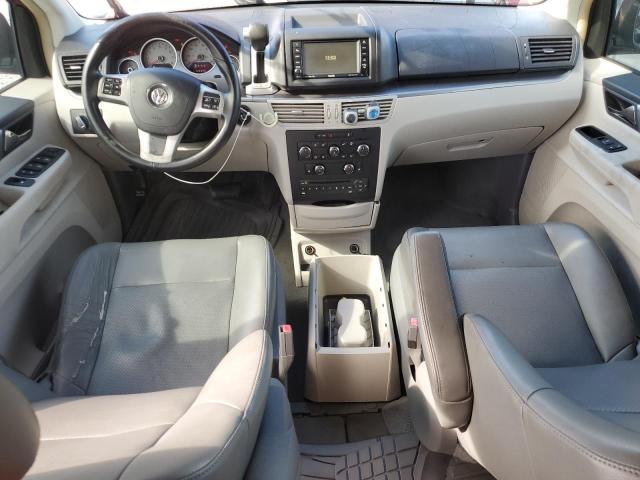 2V4RW3DG5BR691524 - 2011 VOLKSWAGEN ROUTAN SE Қызыл фото 8