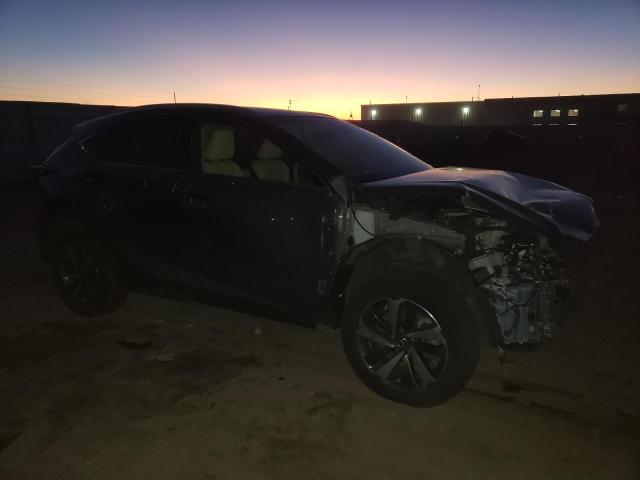 JTJBARBZ8K2212381 - 2019 LEXUS NX 300 BASE ნაცრისფერი ფოტო 4