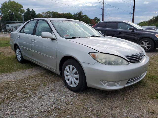 2005 TOYOTA CAMRY LE, null