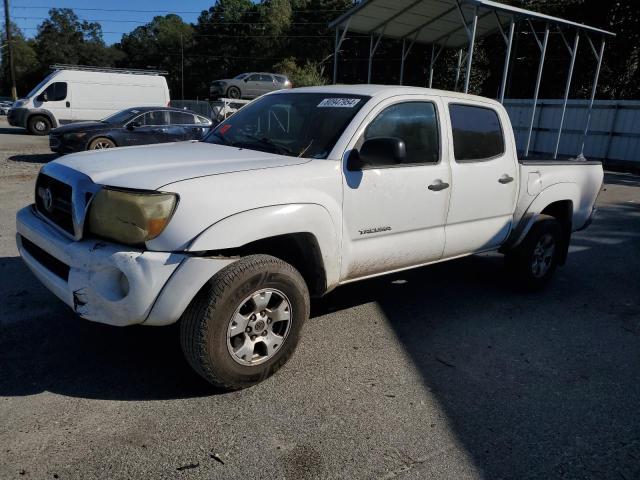 5TFJU4GN8BX006883 - 2011 TOYOTA TACOMA DOUBLE CAB PRERUNNER WHITE photo 1