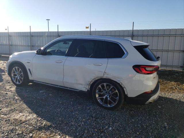 5UXTA6C01P9P82788 - 2023 BMW X5 XDRIVE45E WHITE photo 2
