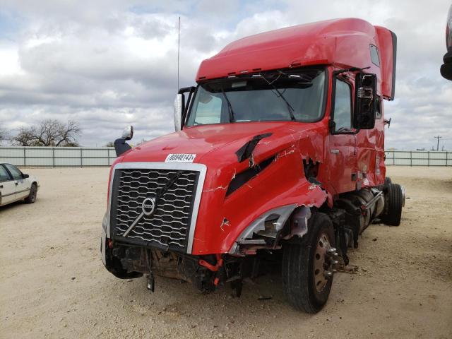 4V4NC9EH5RN637261 - 2024 VOLVO VN VNL RED photo 2