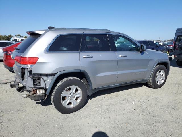 1C4RJFAG4FC736515 - 2015 JEEP GRAND CHEROKEE LAREDO SILVER photo 3