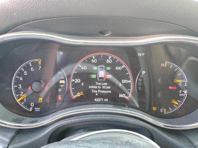 1C4RJFAG4FC736515 - 2015 JEEP GRAND CHEROKEE LAREDO SILVER photo 9