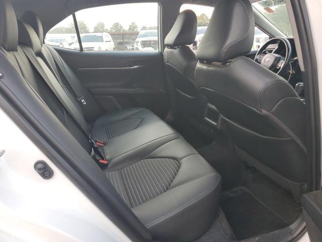 4T1G11AK9NU675021 - 2022 TOYOTA CAMRY SE WHITE photo 10