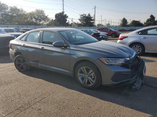 3VWEM7BU2PM050700 - 2023 VOLKSWAGEN JETTA SE GRAY photo 4