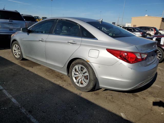 5NPEB4AC0BH091034 - 2011 HYUNDAI SONATA GLS SILVER photo 2