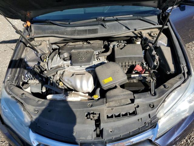 4T4BF1FK2FR483967 - 2015 TOYOTA CAMRY LE BLUE photo 11