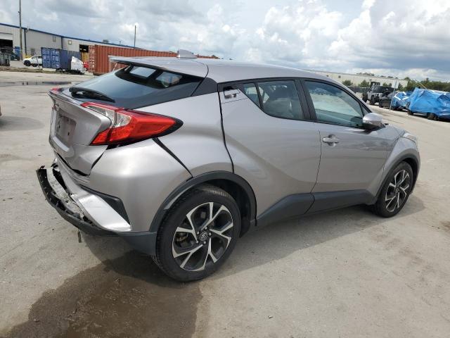 NMTKHMBX0KR082118 - 2019 TOYOTA C-HR XLE 银色 照片 3