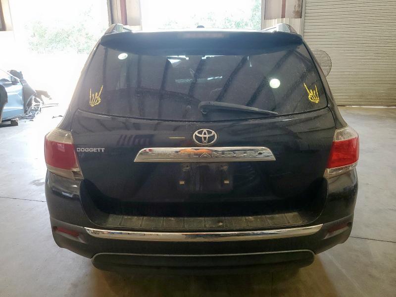 5TDZK3EH7DS129812 - 2013 TOYOTA HIGHLANDER BASE Schwarz Foto 6