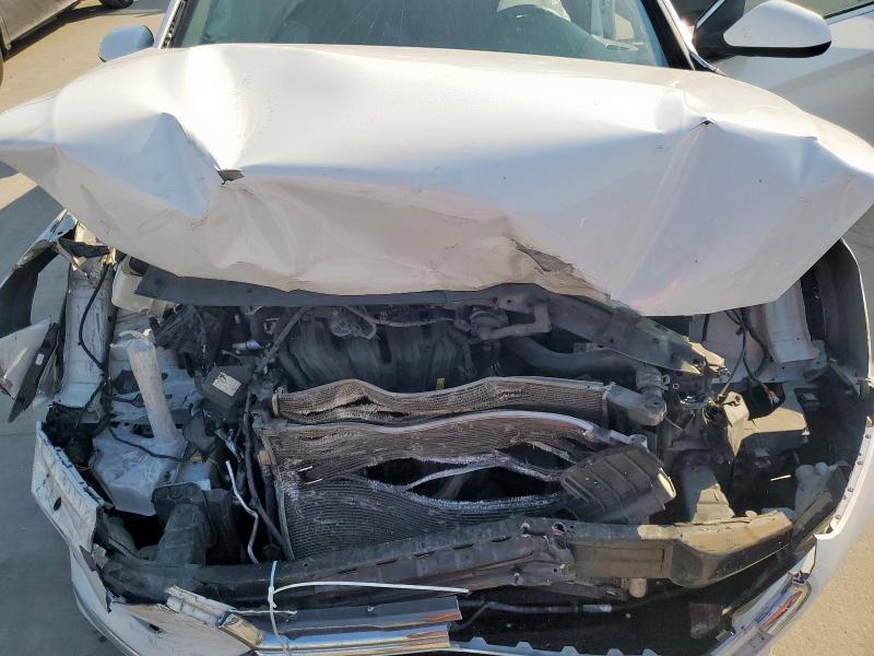 5NPE24AFXJH599360 - 2018 HYUNDAI SONATA SE თეთრი ფოტო 11