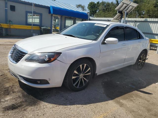 2013 CHRYSLER 200 LIMITED, 