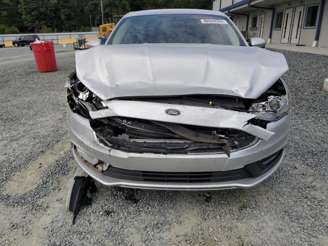 3FA6P0HD9JR258814 - 2018 FORD FUSION SE 银色 照片 5