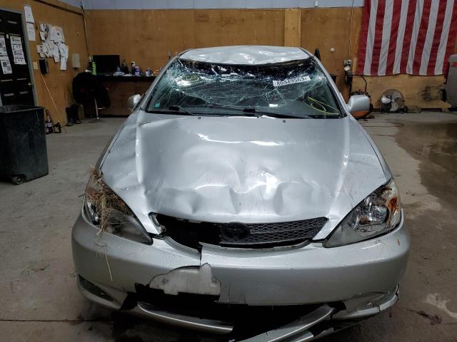 4T1BE32K52U533379 - 2002 TOYOTA CAMRY LE SILVER photo 5