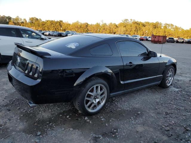 1ZVFT80N565214633 - 2006 FORD MUSTANG BLACK photo 3