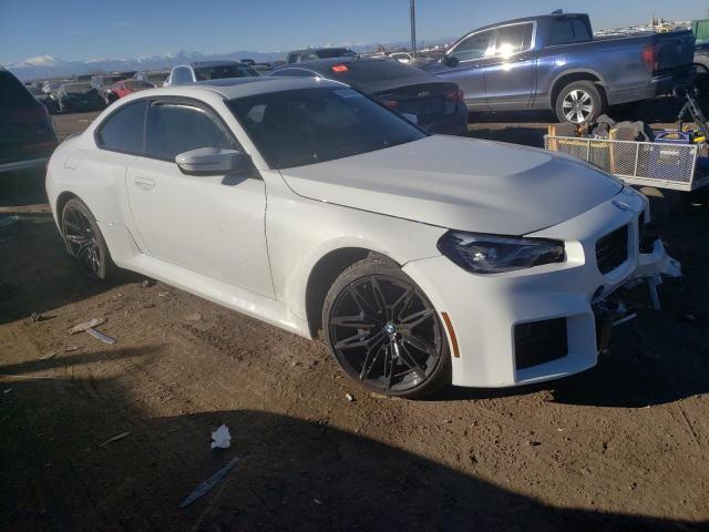 3MF13DM08P8D73670 - 2023 BMW M2 WHITE photo 4