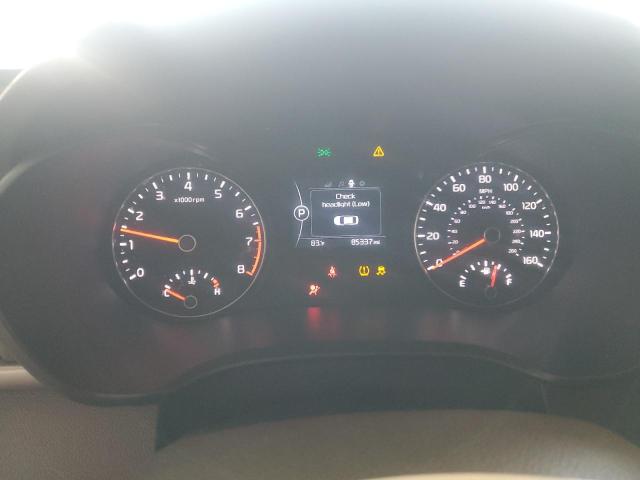 5XXGT4L3XJG264362 - 2018 KIA OPTIMA LX შავი ფოტო 9