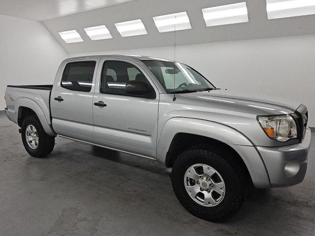 5TEJU62N46Z217712 - 2006 TOYOTA TACOMA DOUBLE CAB PRERUNNER SILVER photo 4