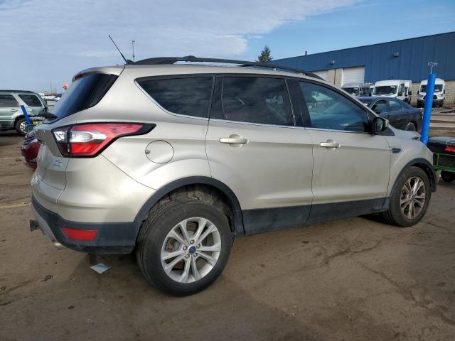 1FMCU0HD9JUD36101 - 2018 FORD ESCAPE SEL GOLD photo 3