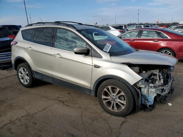 1FMCU0HD9JUD36101 - 2018 FORD ESCAPE SEL GOLD photo 4