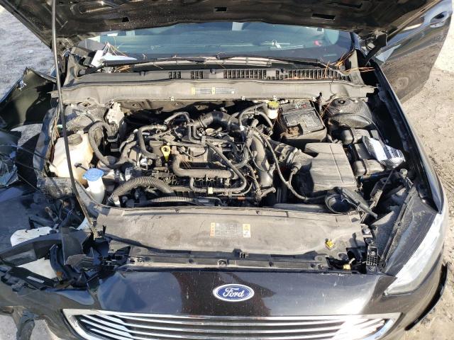 3FA6P0HD9KR282256 - 2019 FORD FUSION SE BLACK photo 11