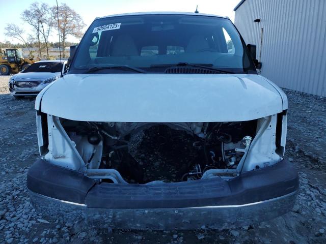 1GAZG1FG0C1140019 - 2012 CHEVROLET EXPRESS G3 LT WHITE photo 5