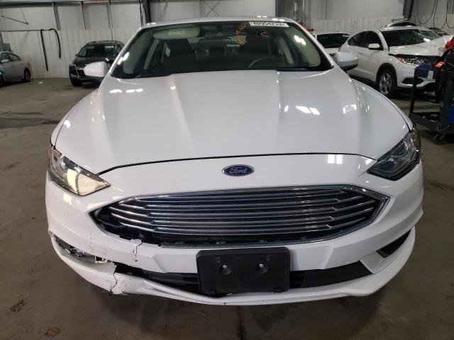 3FA6P0H74HR356041 - 2017 FORD FUSION SE WHITE photo 5