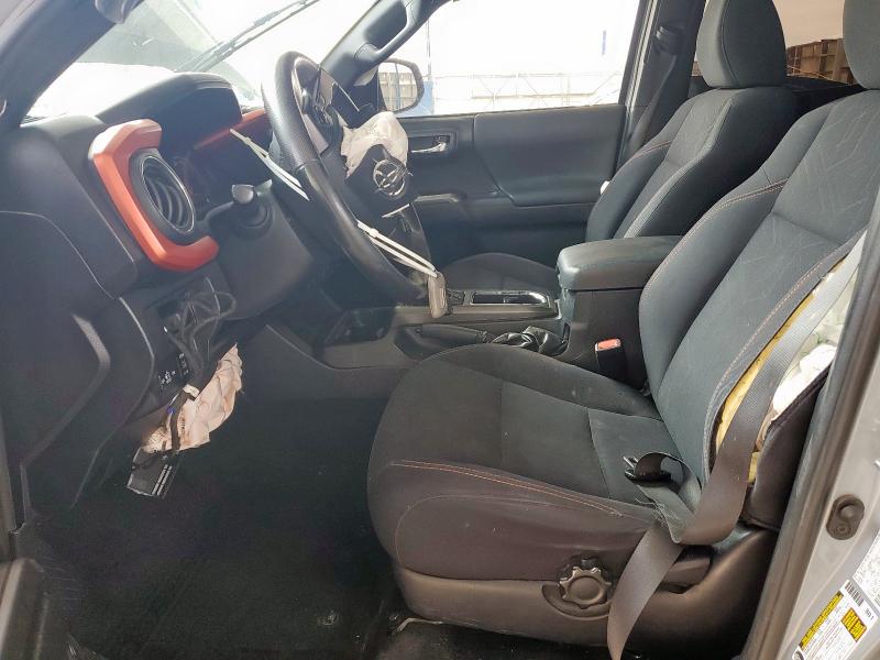 3TMCZ5ANXKM271710 - 2019 TOYOTA TACOMA DOUBLE CAB Մոխրագույն լուսանկար 7