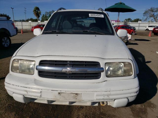 2CNBJ13C316923739 - 2001 CHEVROLET TRACKER WHITE photo 5