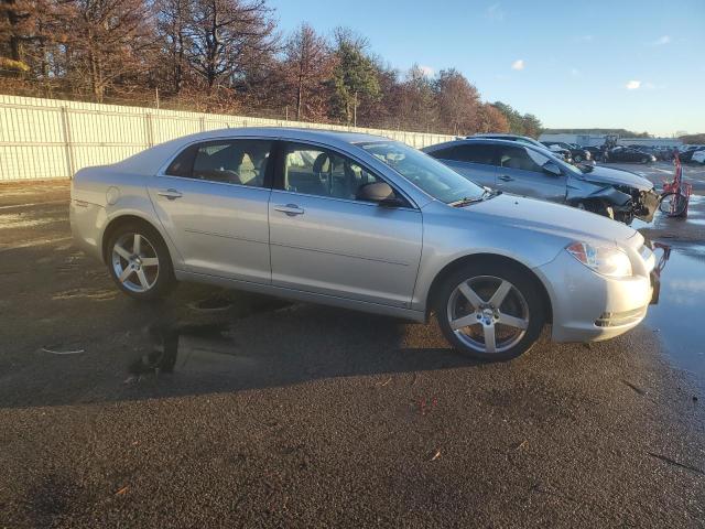 1G1ZG57B894202235 - 2009 CHEVROLET MALIBU LS GRAY photo 4