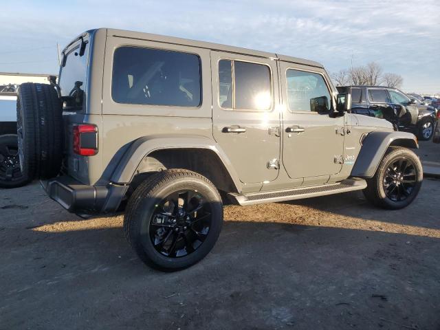 1C4JJXP67NW232216 - 2022 JEEP WRANGLER U SAHARA 4XE GRAY photo 3