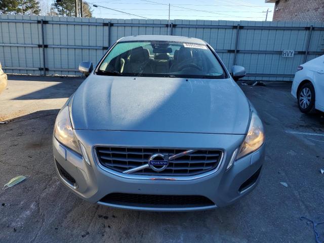 YV1612FS5D2208908 - 2013 VOLVO S60 T5 GRAY photo 5