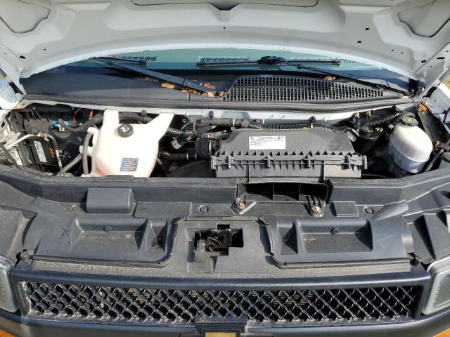 1GCWGAFP5L1230258 - 2020 CHEV EXPRESS G2500 WHITE photo 7