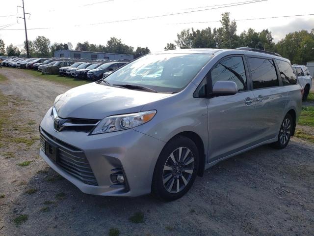 5TDDZ3DC8JS192358 - 2018 TOYT SIENNA XLE ვერცხლისფერი ფოტო 2