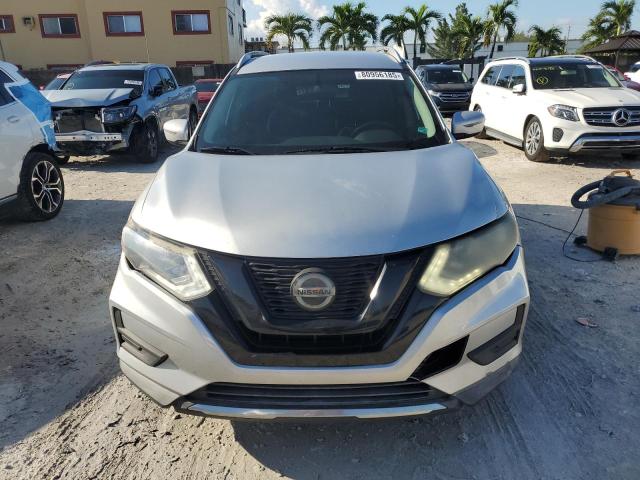 KNMAT2MV7JP528754 - 2018 NISSAN ROGUE S ვერცხლისფერი ფოტო 5