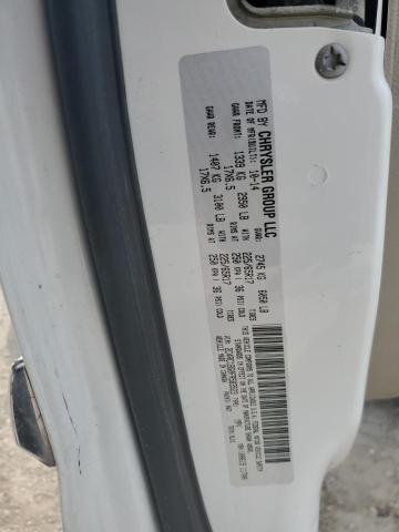 2C4RC1BG0FR583523 - 2015 CHRYSLER TOWN & COU TOURING WHITE photo 13