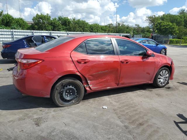 5YFBURHE9JP848337 - 2018 TOYOTA COROLLA L RED photo 3