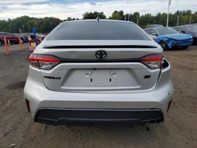 5YFS4MCE3NP123462 - 2022 TOYOTA COROLLA SE Күміс фото 6