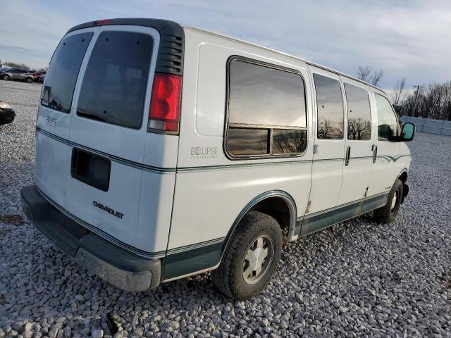 1GBFG15R0V1049465 - 1997 CHEVROLET EXPRESS G1 WHITE photo 3