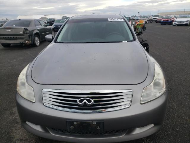 JNKCV61E49M307493 - 2009 INFINITI G37 BASE GRAY photo 5