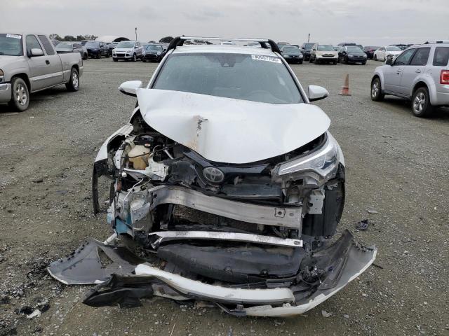 NMTKHMBXXKR069022 - 2019 TOYOTA C-HR XLE WHITE photo 5