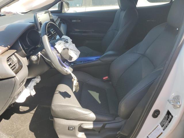 NMTKHMBXXKR069022 - 2019 TOYOTA C-HR XLE WHITE photo 7