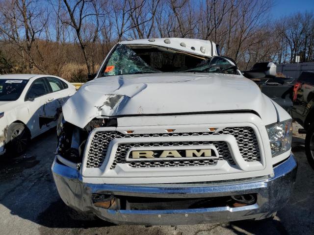 3C6UR5CL6JG160205 - 2018 RAM 2500 ST WHITE photo 5