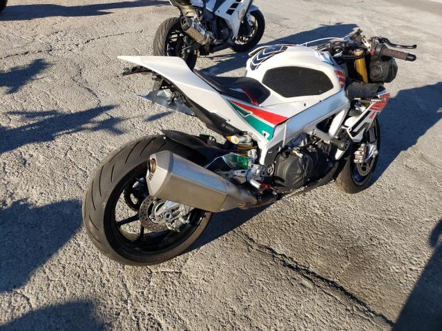 ZD4KGU007LS001347 - 2020 APRILIA TUONO WHITE photo 4