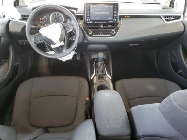 5YFEPMAE8NP336687 - 2022 TOYOTA COROLLA LE SILVER photo 8