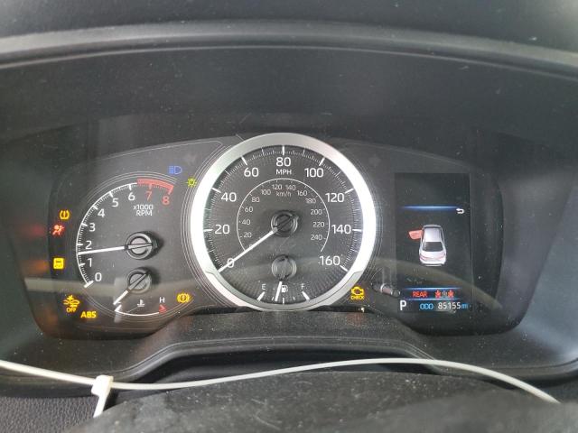 5YFEPMAE8NP336687 - 2022 TOYOTA COROLLA LE SILVER photo 9