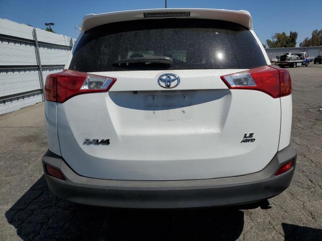 2T3BFREV0DW052147 - 2013 TOYOTA RAV4 LE 白色 照片 6