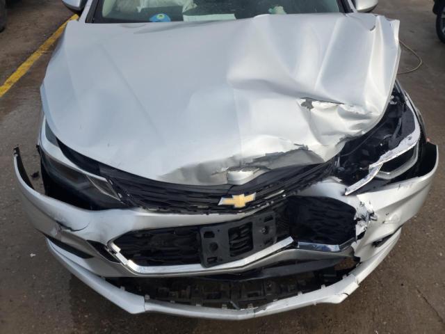 1G1BE5SM1J7115148 - 2018 CHEVROLET CRUZE LT ვერცხლისფერი ფოტო 11