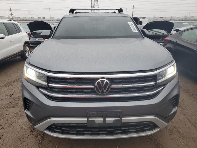 1V2HE2CAXNC222926 - 2022 VOLKSWAGEN ATLAS CROS SE GRAY photo 5